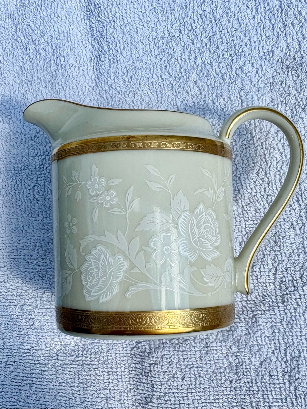 Vintage Mikasa Fine China Creamer Dispenser in Antique Lace (L5531) Color